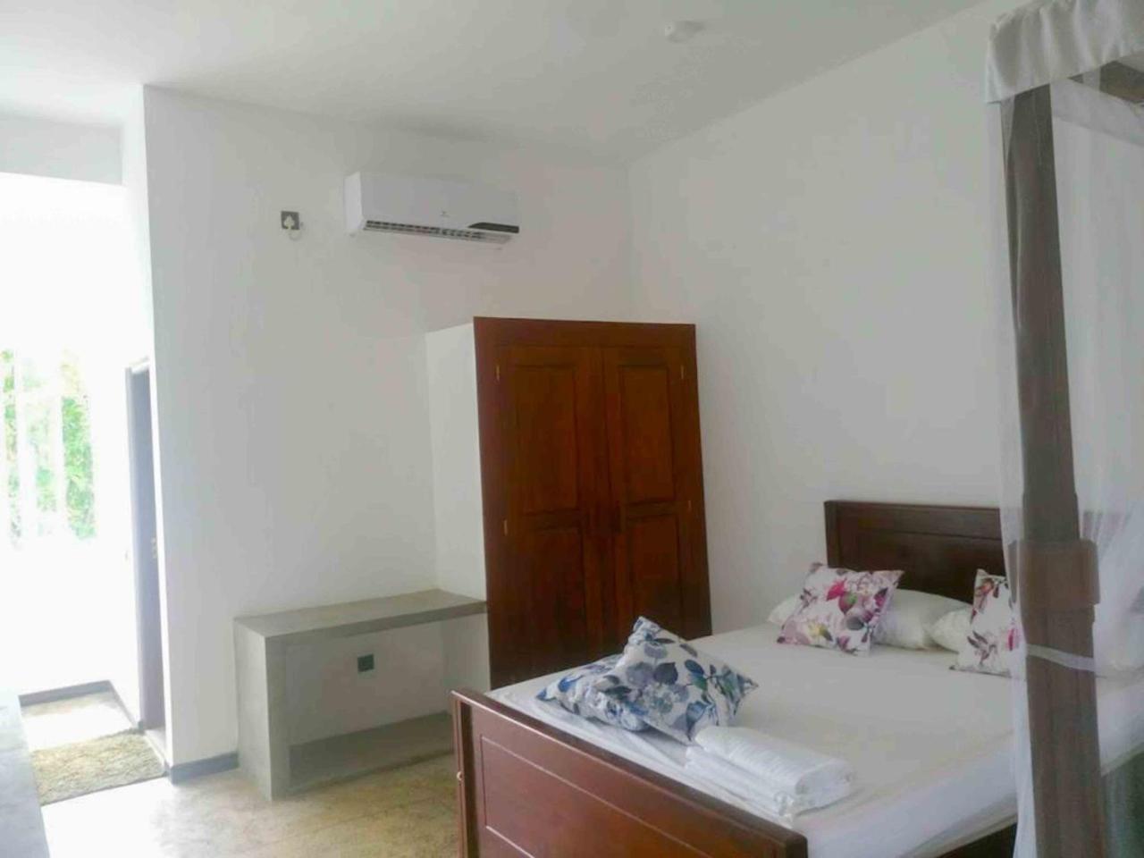 Hotel Indigo Unawatuna Exterior photo